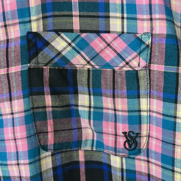 NWT Victoria's Secret Flannel Button Down Shirt and Shorts Pajama Set Size M - Picture 5 of 16